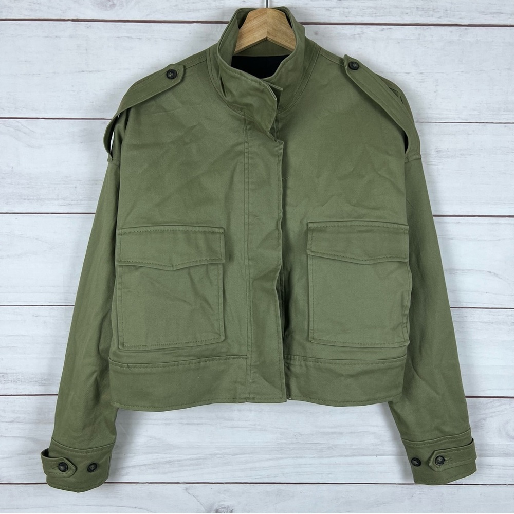 The Range Cropped Utility Jacket Made In Canada Small